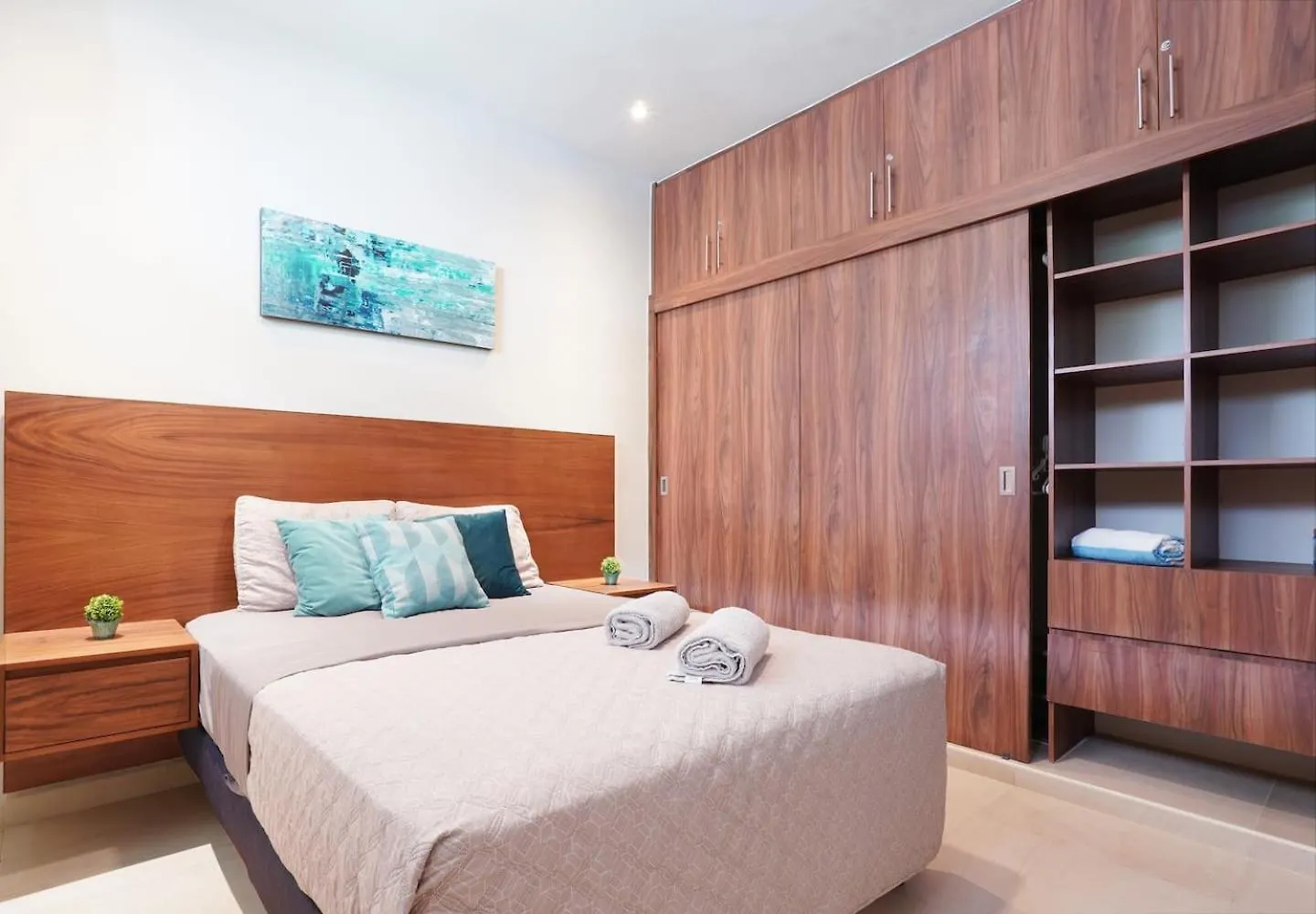 Condo Coto8 10Min To Beach, Gym, Pool,Wifi 200Mb Playa del Carmen Holiday home